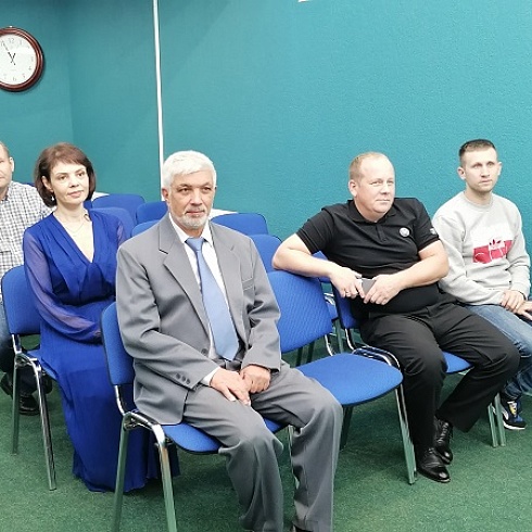 ТПП Коми и Сыктывкарский ЛПК вручили удостоверения слушателям курса по устойчивому управлению лесами  