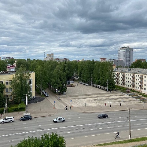 Члены Попечительского совета Сыктывкарского госуниверситета посетили строительную площадку нового корпуса