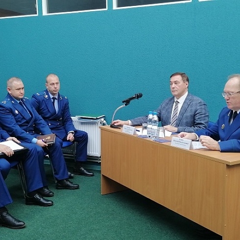 В ТПП лесопромышленники обсудили с представителями прокуратуры Коми вопросы доступности лесного хозяйства и меры господдержки