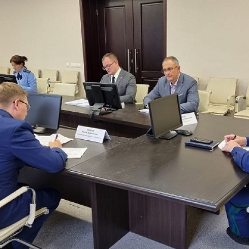 Член ТПП Коми обратился к прокурору Коми за правовой консультацией по вопросу  участия в госзакупках