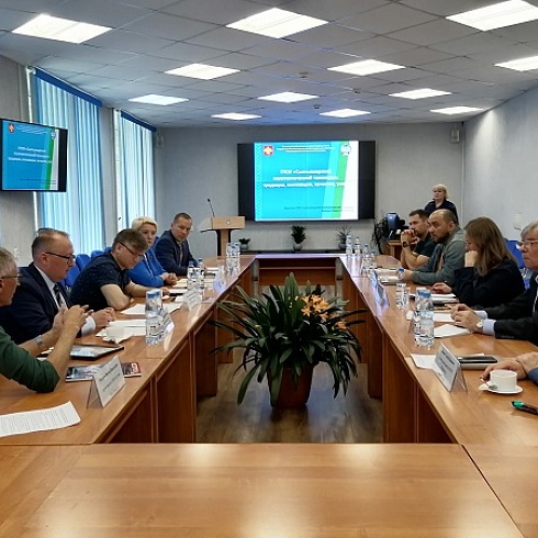 Сыктывкарский политехнический техникум и лесопромышленные предприятия обсудили подготовку кадров для отрасли