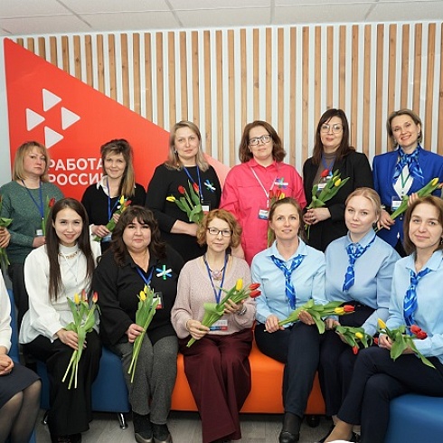 В Сыктывкаре в кадровом центре "Работа России" начал работу клуб «Женская формула успеха»