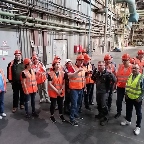 Участники лесного семинара "От леса до магазина" посетили "Жешартский ЛПК"