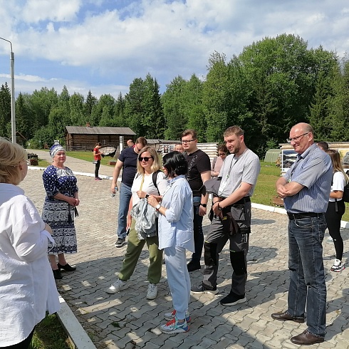 В Сыктывкаре проходит практический семинар "От леса до магазина"