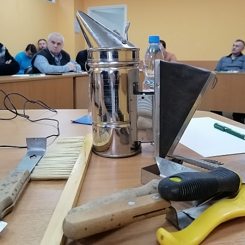 Фермеры Коми обсудили развитие пчеловодства на специальном семинаре в региональной ТПП
