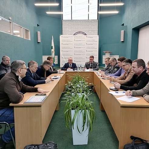 Руководство Коми территориального управления Ространснадзора по СЗФО и представители бизнеса встретились на площадке ТПП